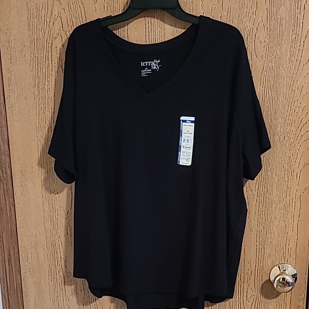 Terra & Sky 3X Black Core V-Neck T-Shirt